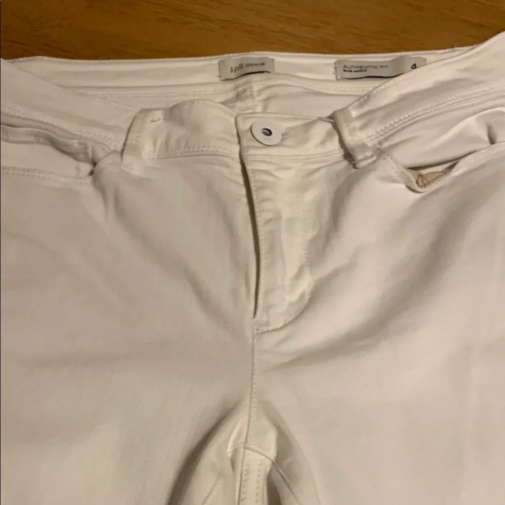 J. Jill White Skinny Jeans Sleek Fit